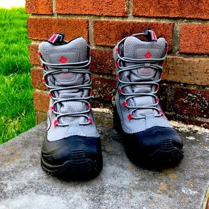 Kids Columbia Snow Boots